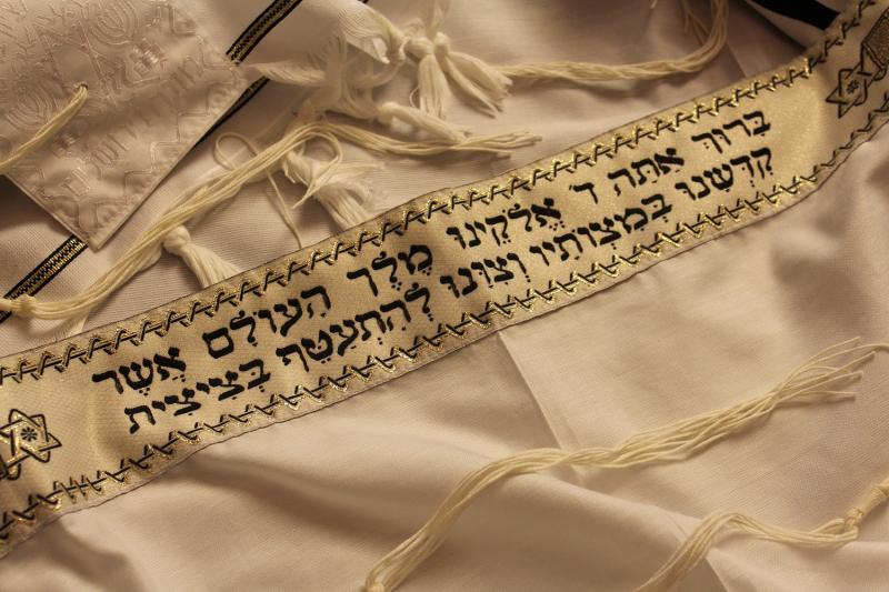 סרט ושיחה עם היוצר: משה אלפי חלק ב סרט ושיחה עם היוצר: משה אלפי חלק ב